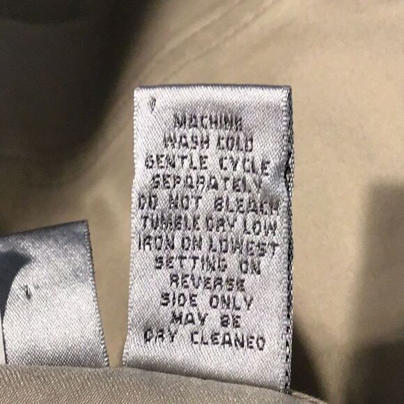 Chico’s Khaki Safari Jacket Long Sleeve Utility Military Boxy Stretch size M - Picture 8 of 8